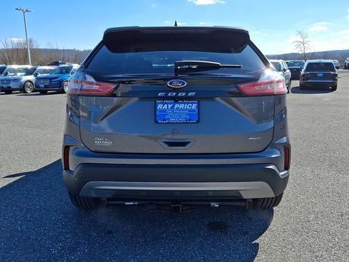 CARBONIZED GRAY 2022 Ford Edge SEL