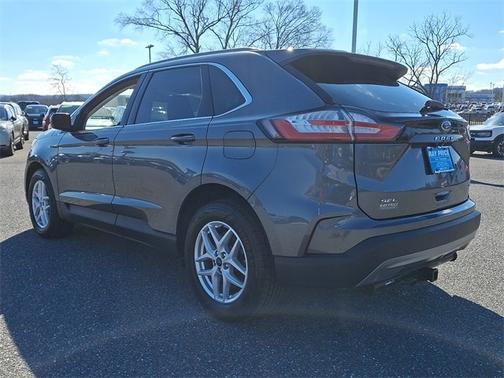 CARBONIZED GRAY 2022 Ford Edge SEL
