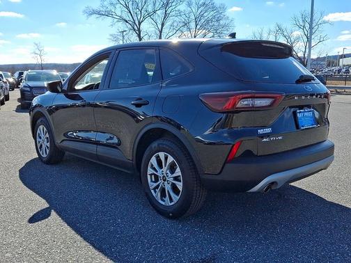 AGATE BLACK METALLIC 2025 Ford Escape ACTIVE