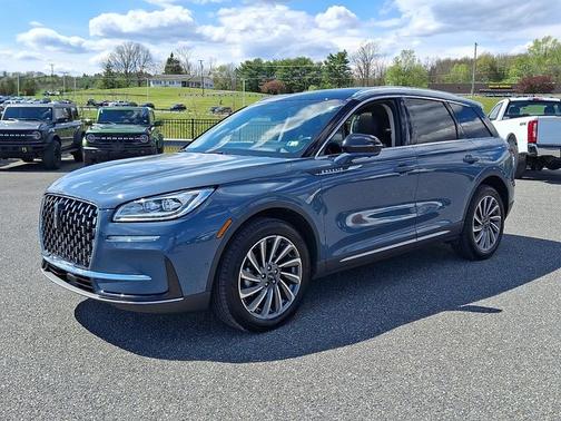WHISPER BLUE MET CC 2023 Lincoln Corsair RESERVE