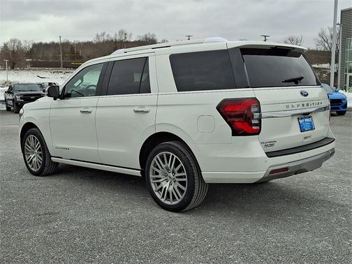 2023 Ford Expedition PLATINUM