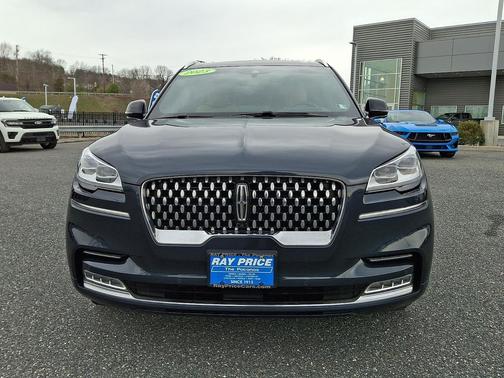 Flight Blue Metallic Clearcoat 2023 Lincoln Aviator Black Label AWD