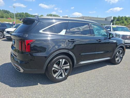 Aurora Black 2023 Kia Sorento Hybrid EX