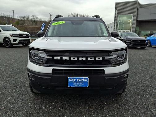 Oxford White 2023 Ford Bronco Sport Outer Banks