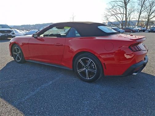 2025 Ford Mustang ECOBOOST PREMIUM