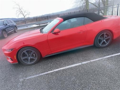 2025 Ford Mustang ECOBOOST PREMIUM