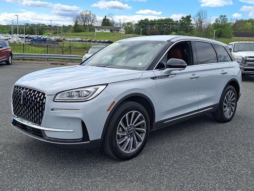 CRYSTAL WHITE MET CC 2025 Lincoln Corsair RESERVE