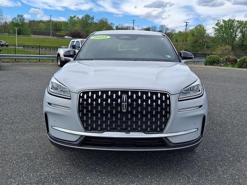 CRYSTAL WHITE MET CC 2025 Lincoln Corsair RESERVE