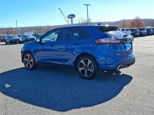 2021 Ford Edge ST