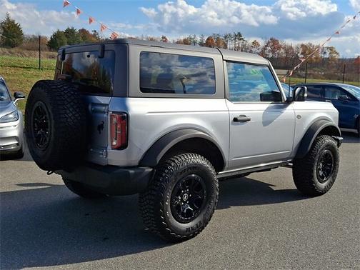 2024 Ford Bronco WILDTRAK