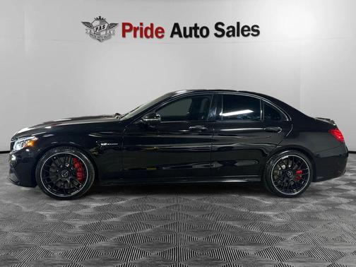Obsidian Black Metallic 2017 Mercedes-Benz AMG C 63 S