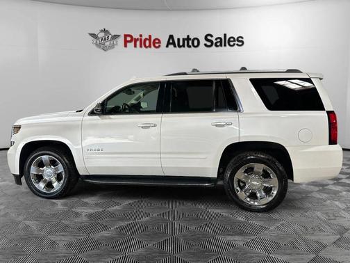 Iridescent Pearl Tricoat 2017 Chevrolet Tahoe Premier