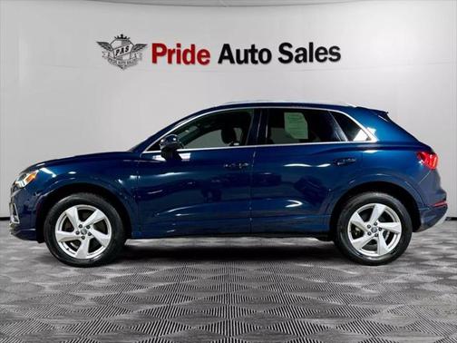 2019 Audi Q3 Premium Plus Sport Utility 4D