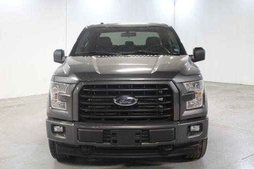 Photo 2 of 27 of 2017 Ford F-150 XLT
