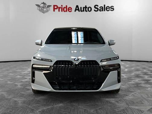 2023 BMW 760 760i xDrive Sedan 4D