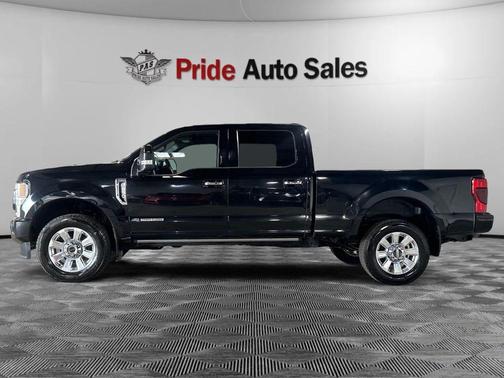 2022 Ford F-250 Platinum Pickup 4D 6 3/4 ft