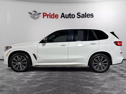 2020 BMW X5 M50i
