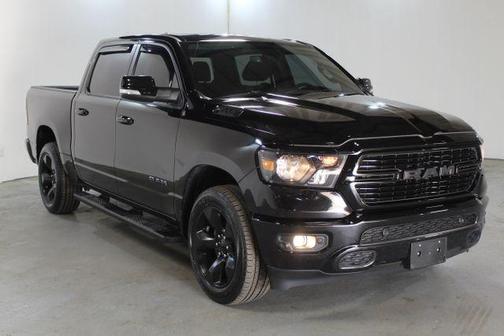 Photo 3 of 28 of 2019 RAM 1500 Big Horn
