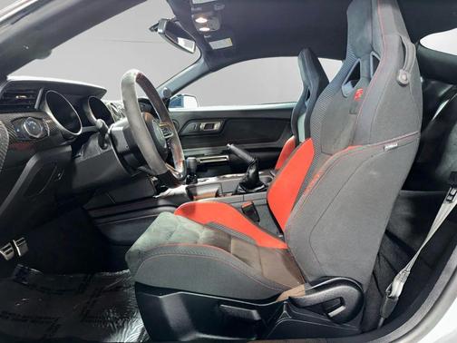 2020 Ford Shelby GT350R Base