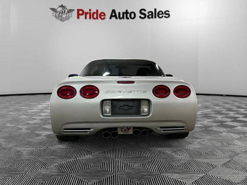 Sebring Silver Metallic 1999 Chevrolet Corvette Base