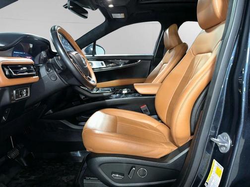 2022 Lincoln Nautilus Black Label