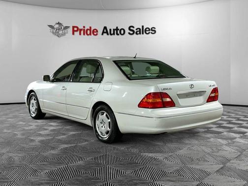 2002 Lexus LS 430 Base