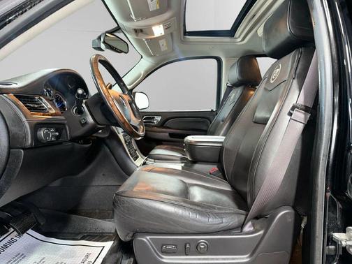 2014 Cadillac Escalade ESV Sport Platinum