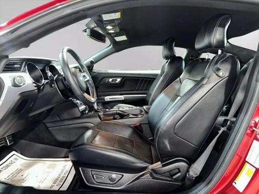 2017 Ford Mustang EcoBoost Premium