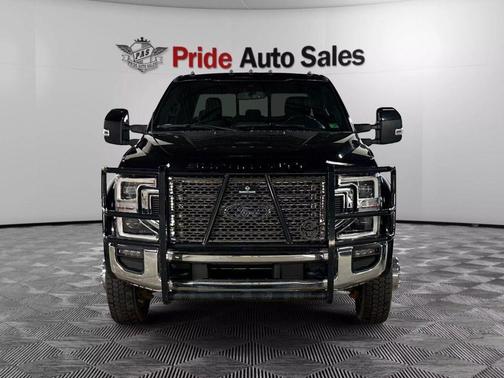 2022 Ford F-450 Lariat Pickup 4D 8 ft