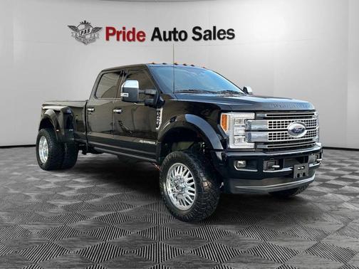 2017 Ford F-450 Platinum Pickup 4D 8 ft