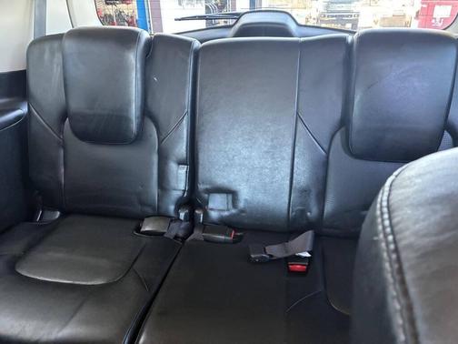 2015 INFINITI QX80 Base