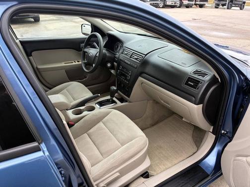 2009 Ford Fusion S