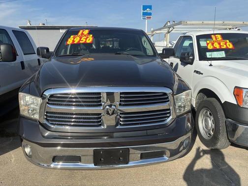2014 RAM 1500 SLT