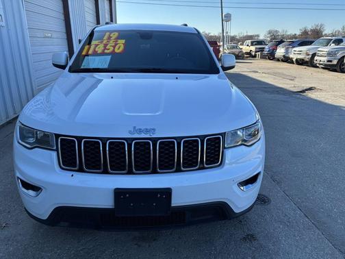2019 Jeep Grand Cherokee Laredo