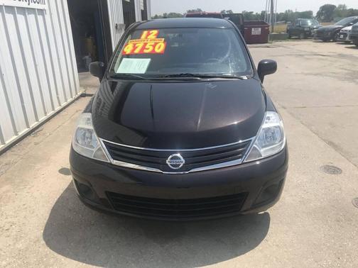 2012 Nissan Versa 1.8 S