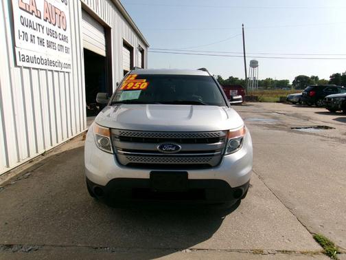 Silver 2012 Ford Explorer Base
