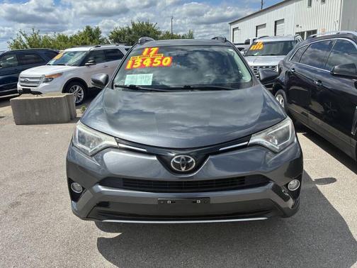 2017 Toyota RAV4 XLE