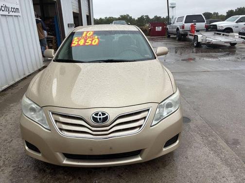 2010 Toyota Camry 