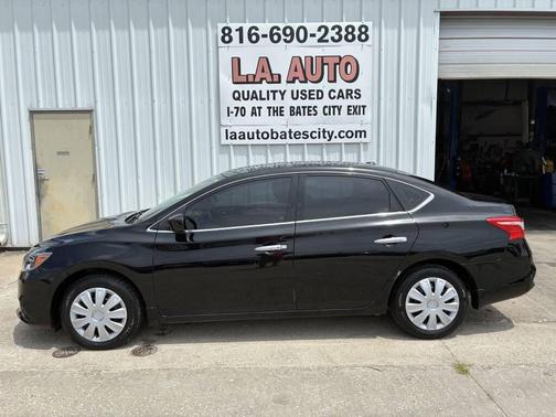Black 2017 Nissan Sentra SV