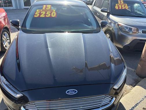 2013 Ford Fusion SE