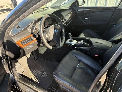 2010 BMW 528 i xDrive