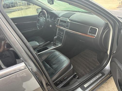 2011 Lincoln MKZ Base