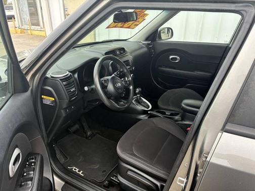 2015 Kia Soul Base