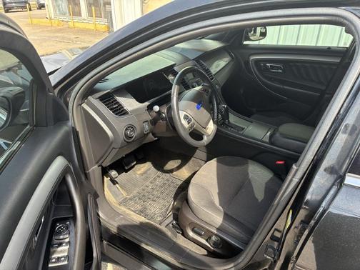 2015 Ford Taurus SEL