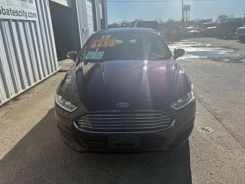 2013 Ford Fusion SE
