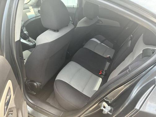 2013 Chevrolet Cruze LS