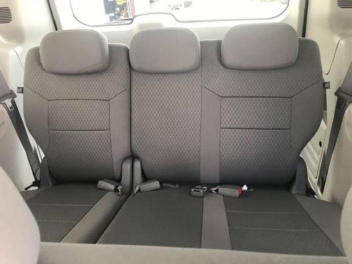 2008 Chrysler Town & Country LX
