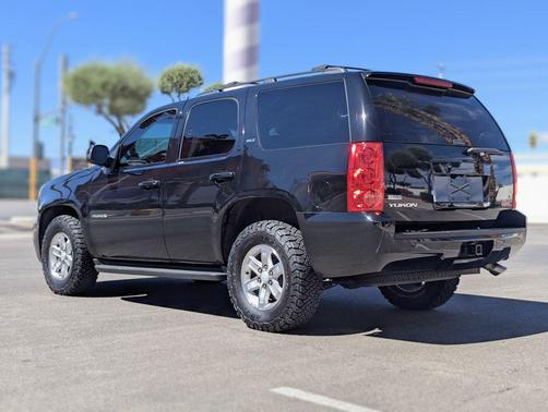 2011 GMC Yukon SLT