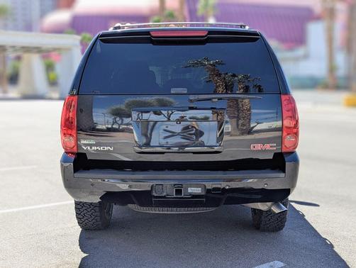 2011 GMC Yukon SLT