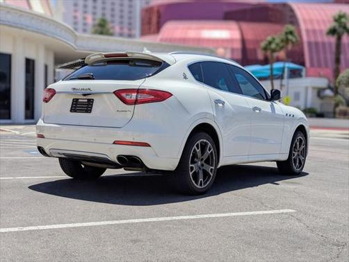 2017 Maserati Levante S